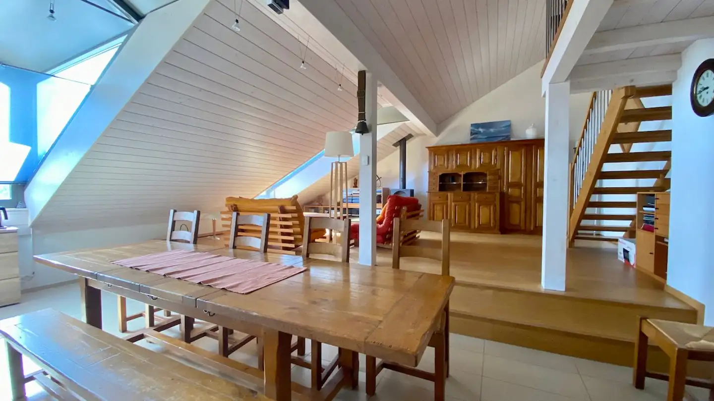 Attique à louer - Place Du Motty 8, 1024 Ecublens VD