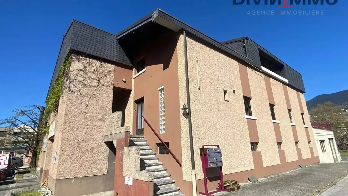 Duplex for rent - Chemin Des Perdrix, 1950 Sion