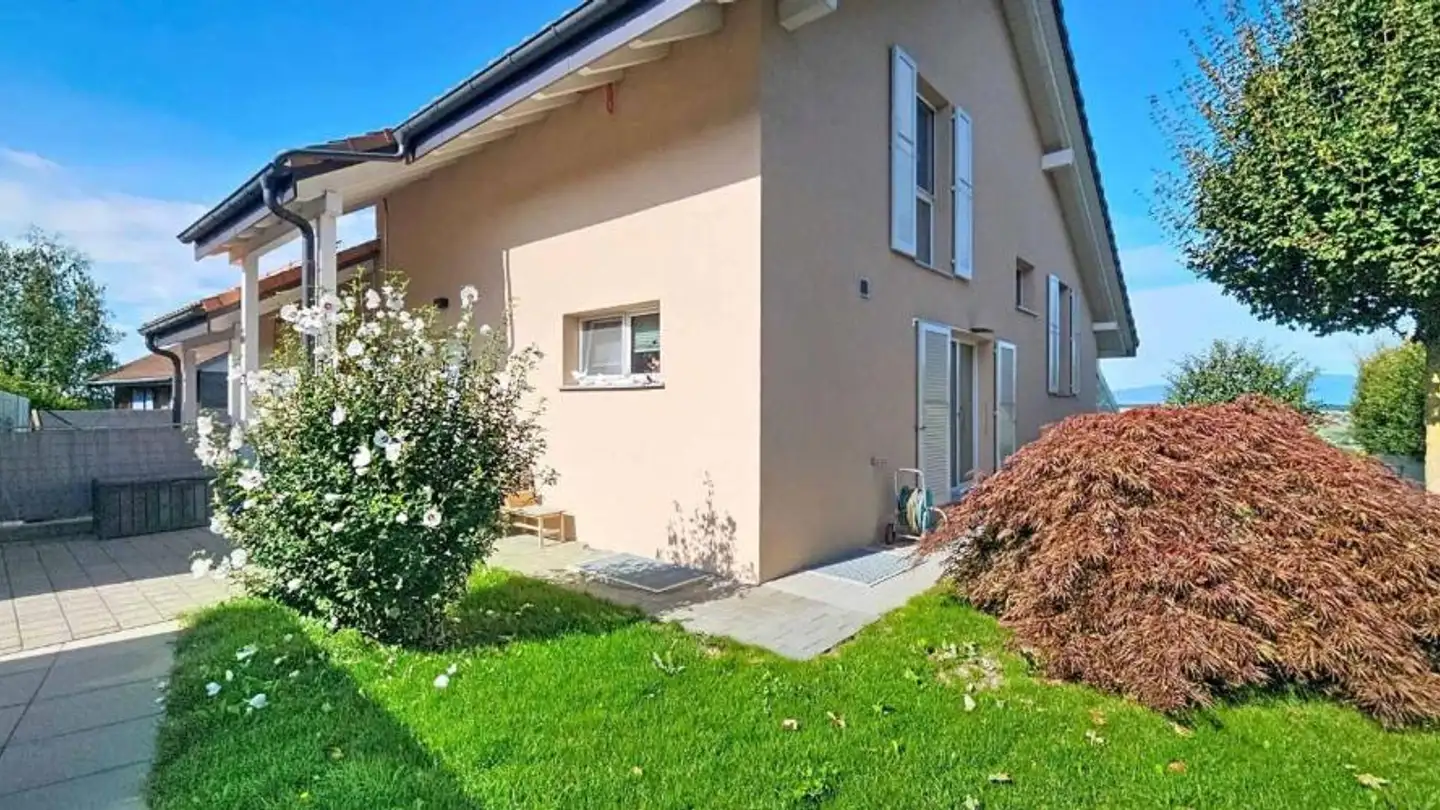 Semi-detached house for sale - 1063 Boulens - Photo 2