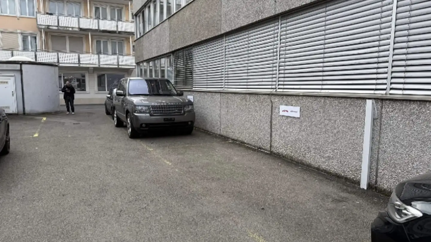 Outdoor parking space for rent - Zypressenstrasse 60, 8004 Zürich - Photo 3
