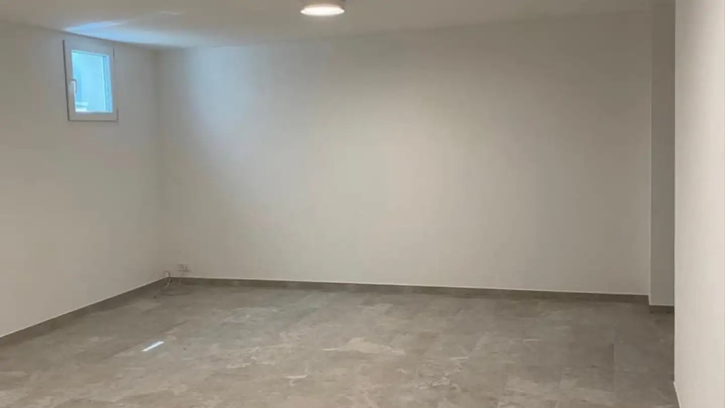 Single house for rent - Rue Des Perce-Neige 42, 1632 Riaz - Photo 2