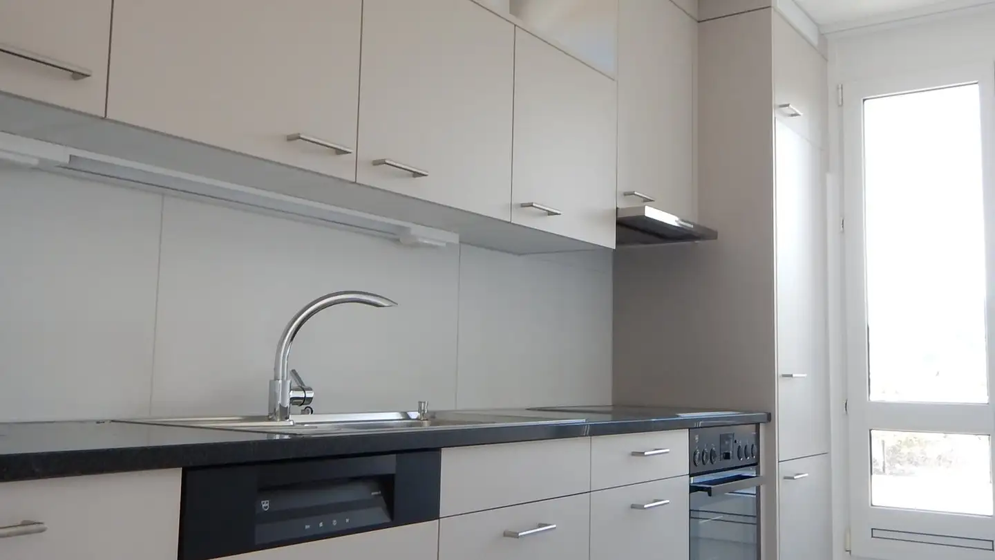 Attique à louer - Schorenstrasse 15, 3604 Thun - Photo 2