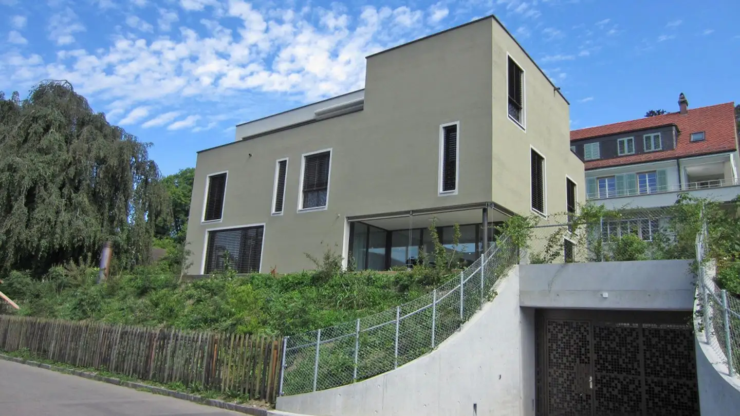 Underground parking space for rent - Leimeneggstrasse 26, 8400 Winterthur