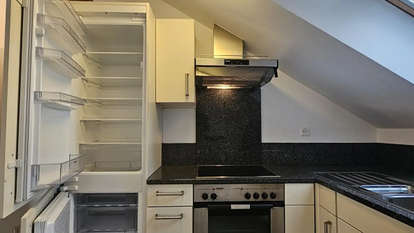 Penthouse for rent - Thalstrasse 5, 8302 Kloten - Photo 2