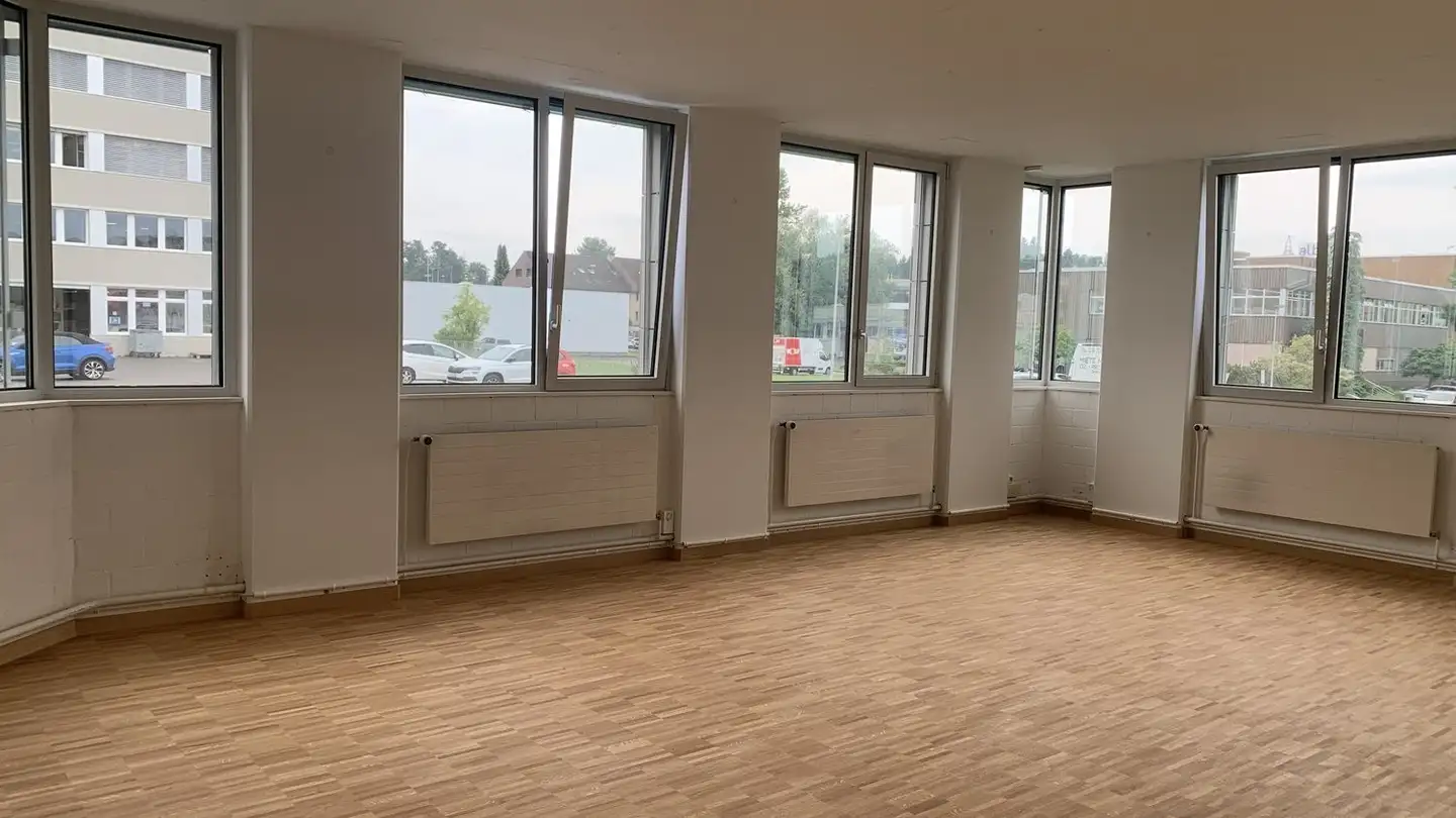 Commercial for rent - Alte Obfelderstrasse 50, 8910 Affoltern am Albis - Photo 2