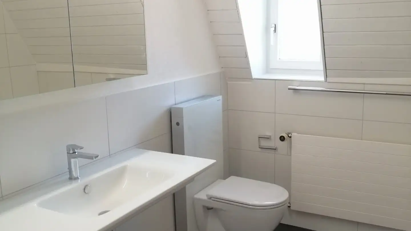 Dachgeschosswohnung mieten - Oberzelgstrasse 1, 9315 Neukirch (Egnach) - Foto 4