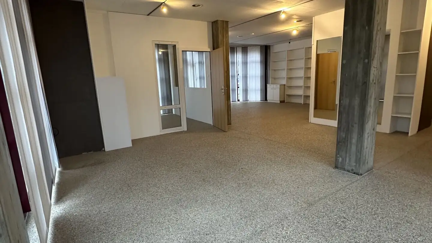 Spazio ufficio in affitto - Rue Du Jolimont, 2525 Le Landeron - Foto 3