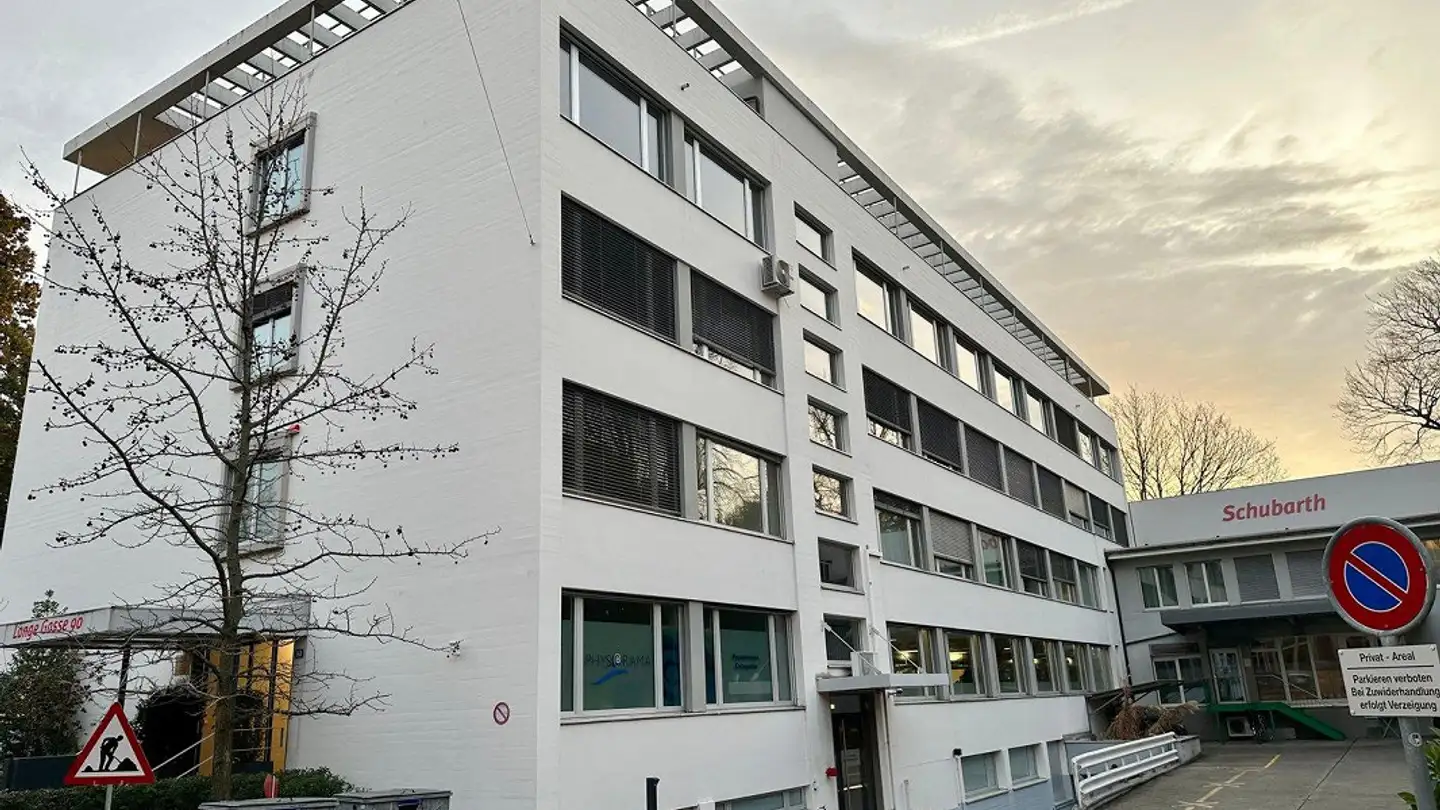 Place de parking souterraine à louer - Lange Gasse 90, 4052 Basel