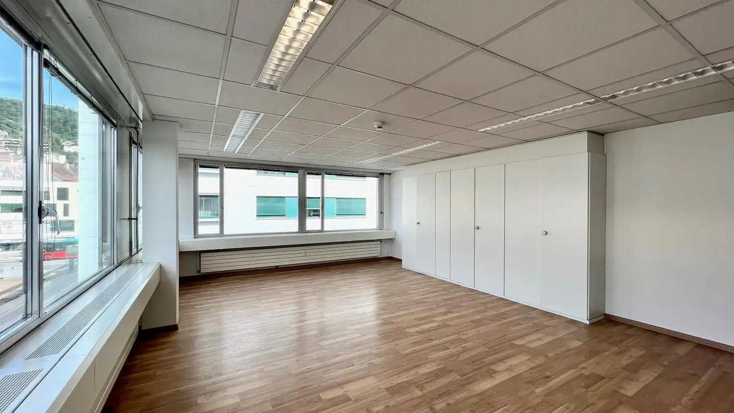 Bürofläche mieten - Rue Du Manège / Reitschulstrasse 5, 2502 Biel/Bienne - Foto 4