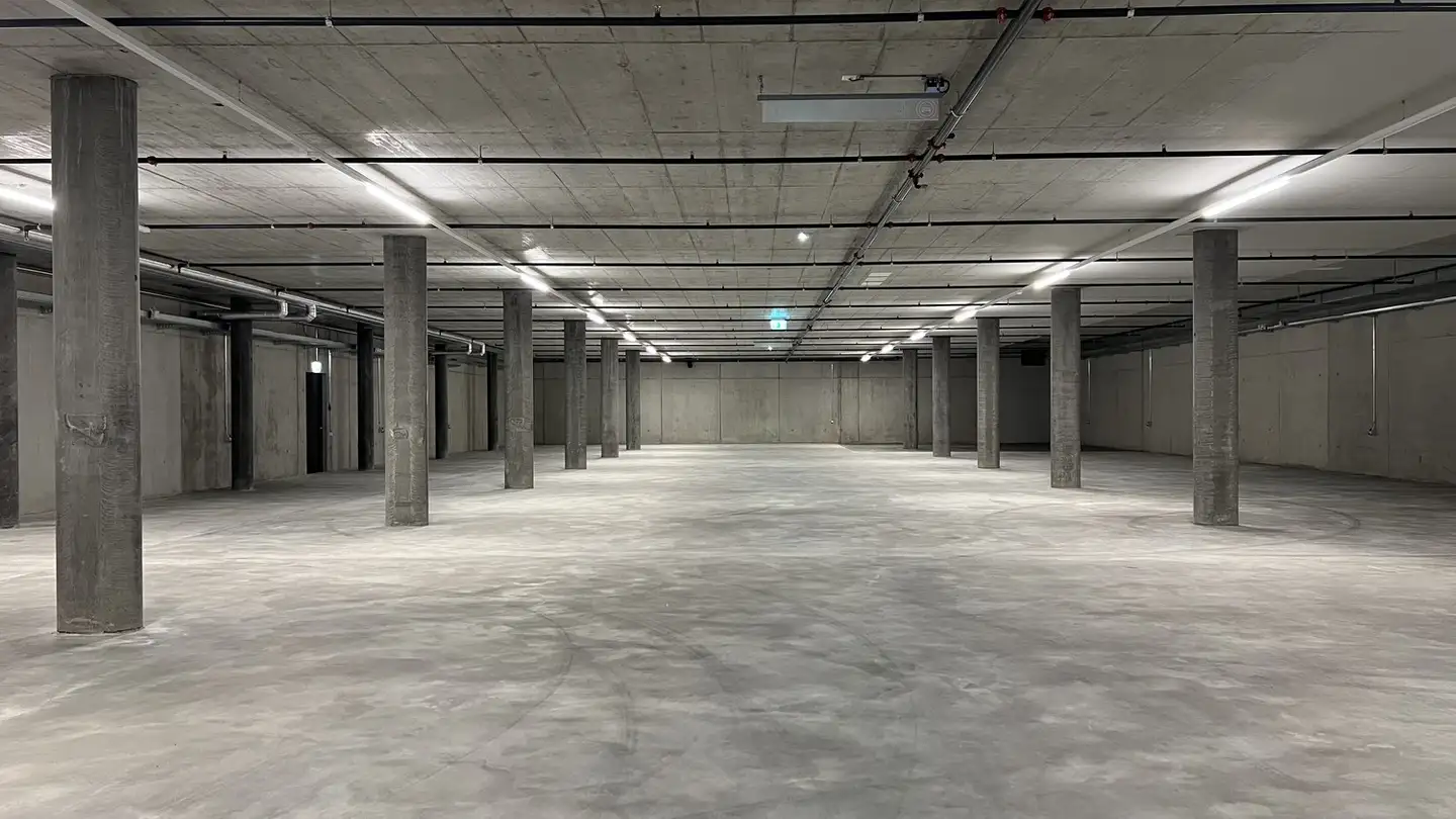 Place de parking souterraine à louer - St. Gallerstrasse 2, 8352 Elsau - Photo 3