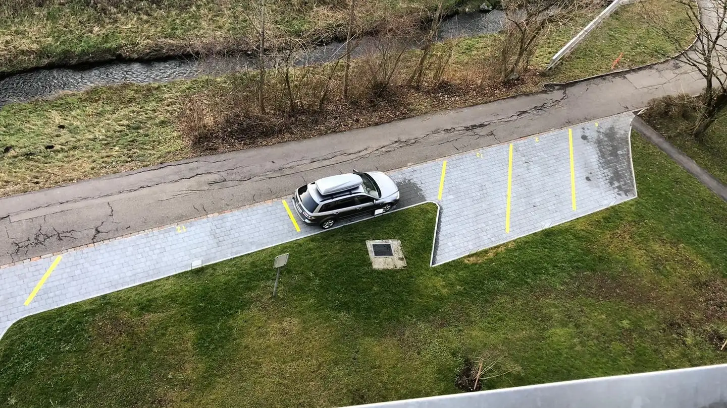 Place de parking extérieure à louer - Ringstrasse 16, 8306 Brüttisellen