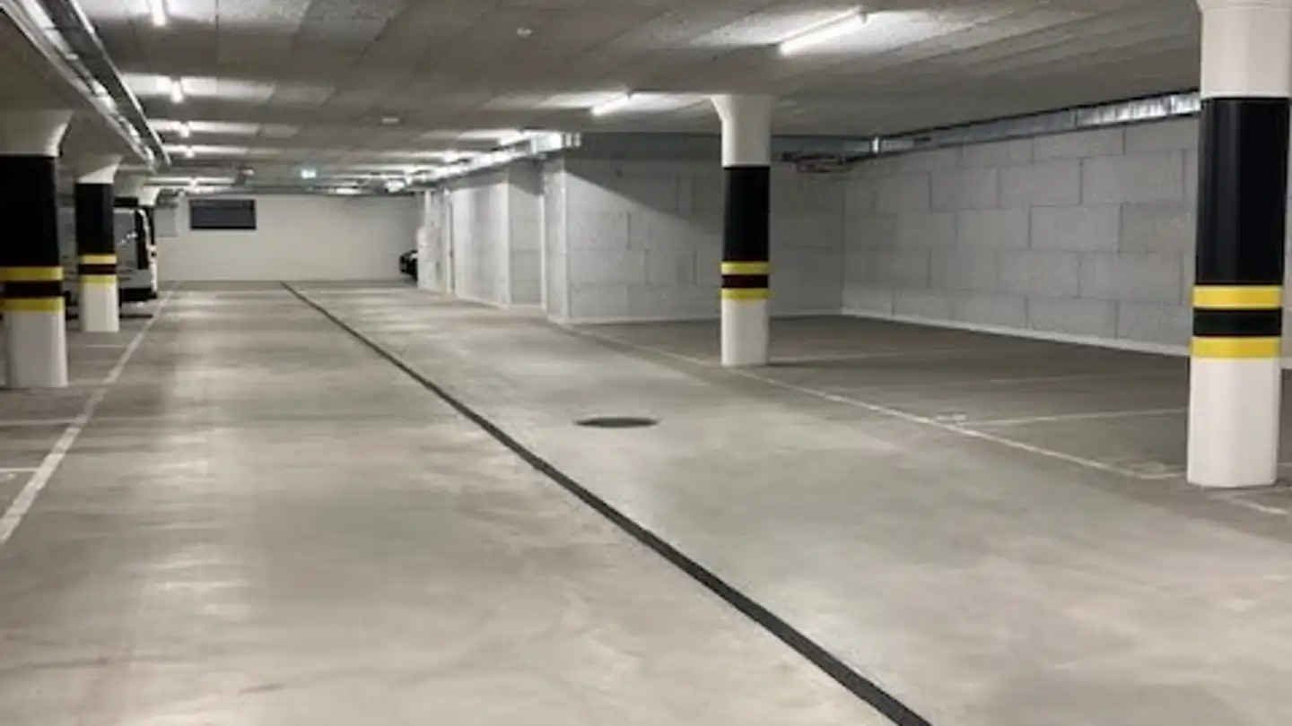 Underground parking space for rent - Sagistrasse 8a, 8910 Affoltern am Albis - Photo 2