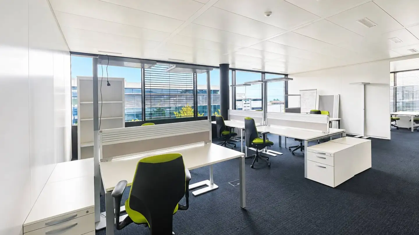 Office space for rent - Route de Crassier 19, 1262 Eysins - Photo 2