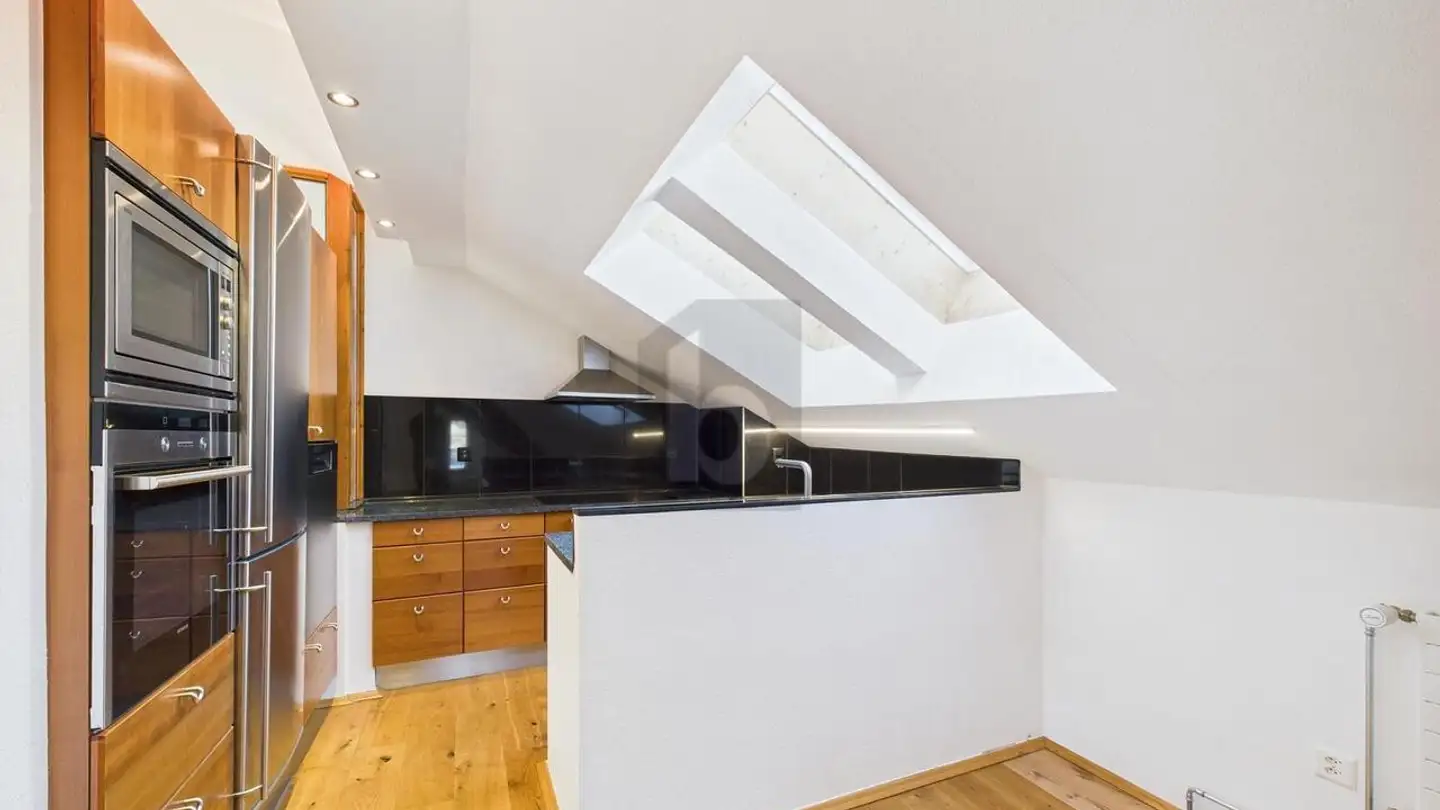 Dachgeschosswohnung mieten - 7450 Tiefencastel - Foto 3