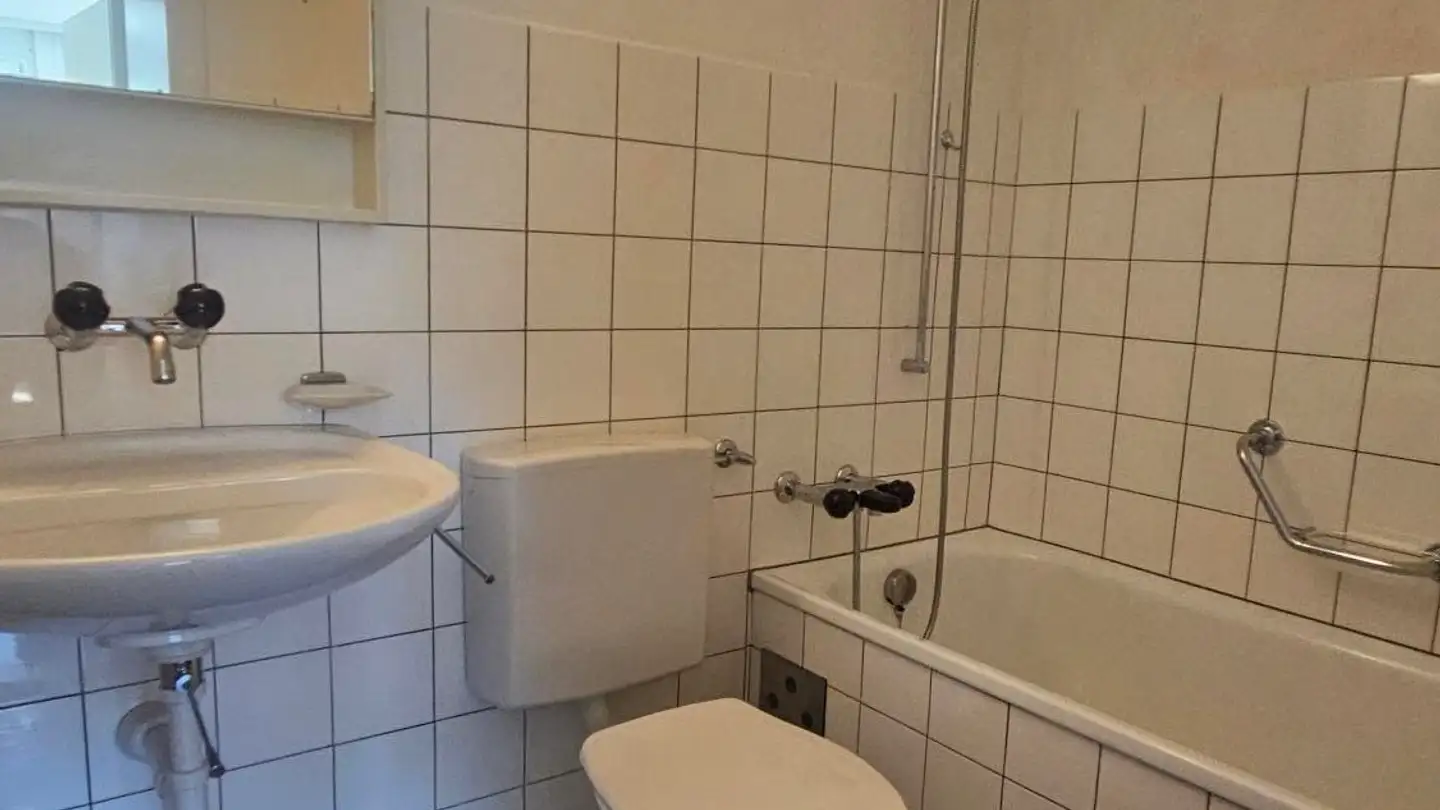Wohnung mieten - Eschenweg 11, 3645 Gwatt (Thun) - Foto 4