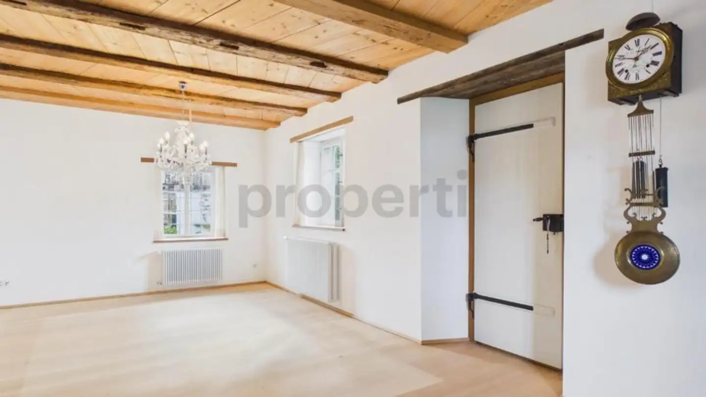 Farm for sale - 8586 Erlen