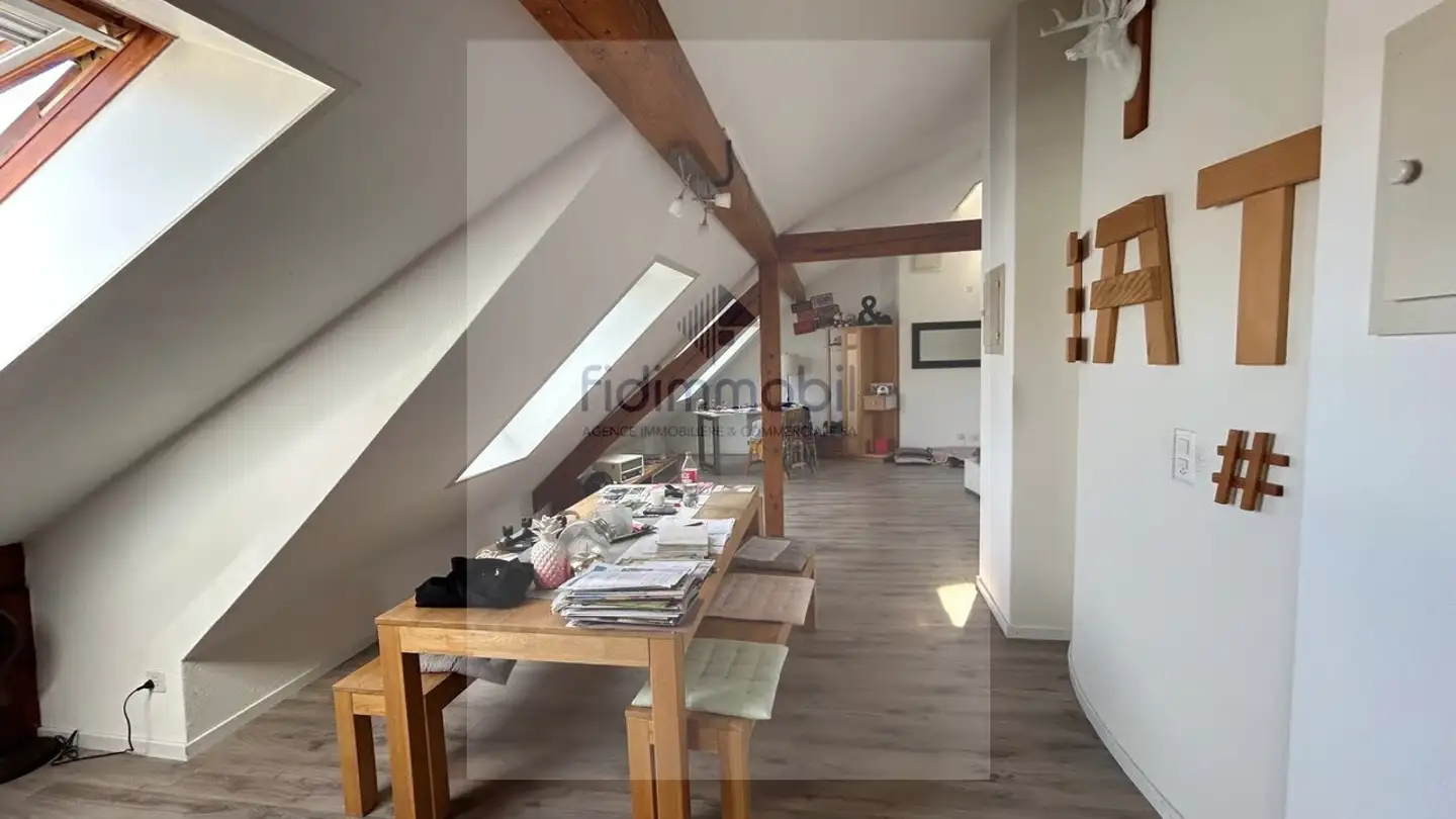 Loft à louer - Avenue Du Premier-Mars 20, 2000 Neuchâtel - Photo 4