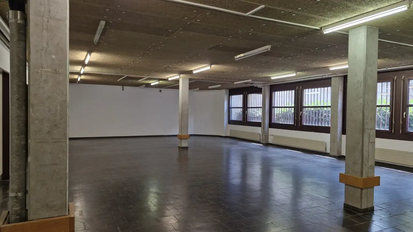 Commercial for rent - Stöckackerstrasse 10, 4142 Münchenstein - Photo 2