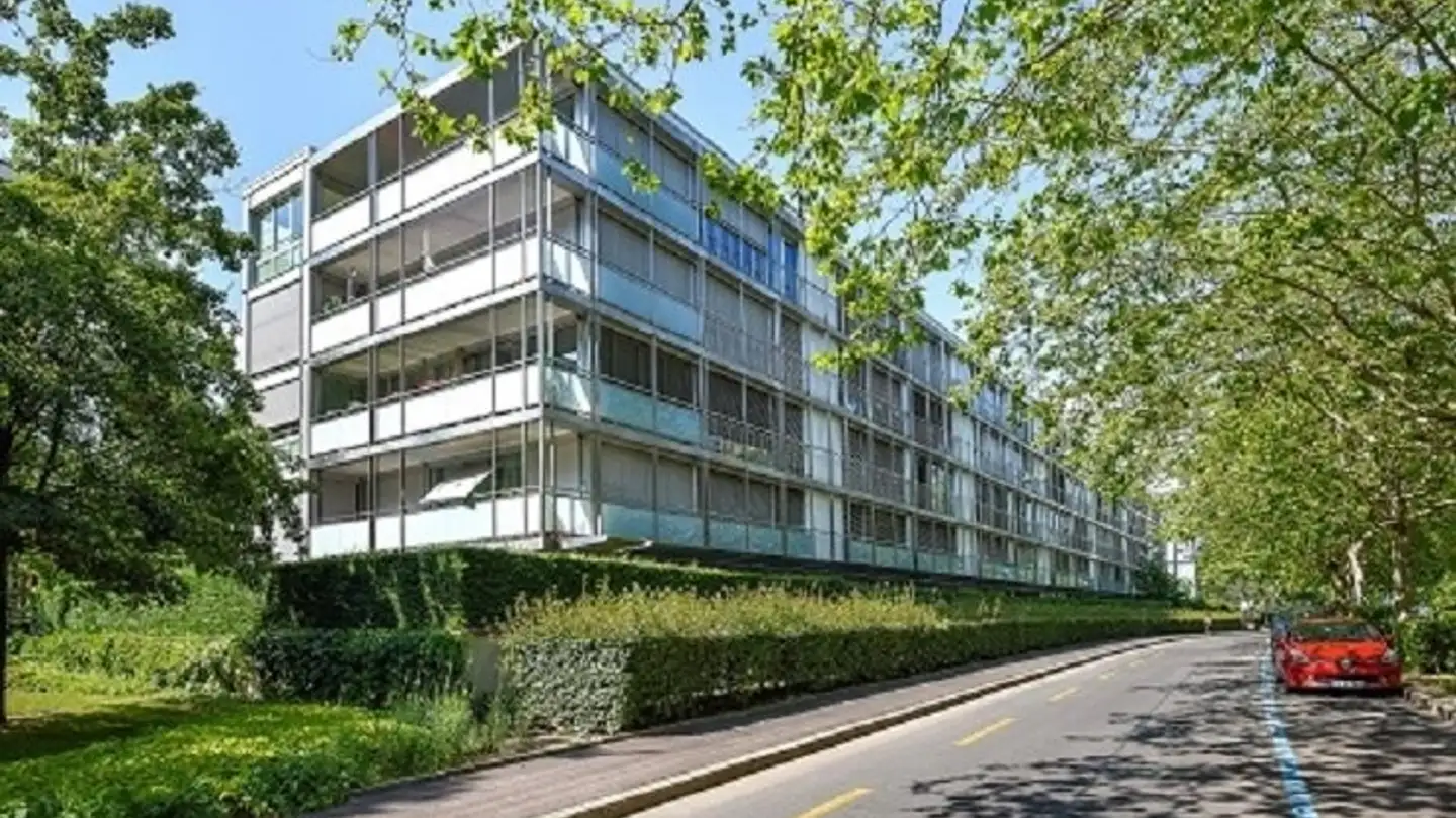Garage individuel à louer - Avenue Peschier 40, 1206 Genève