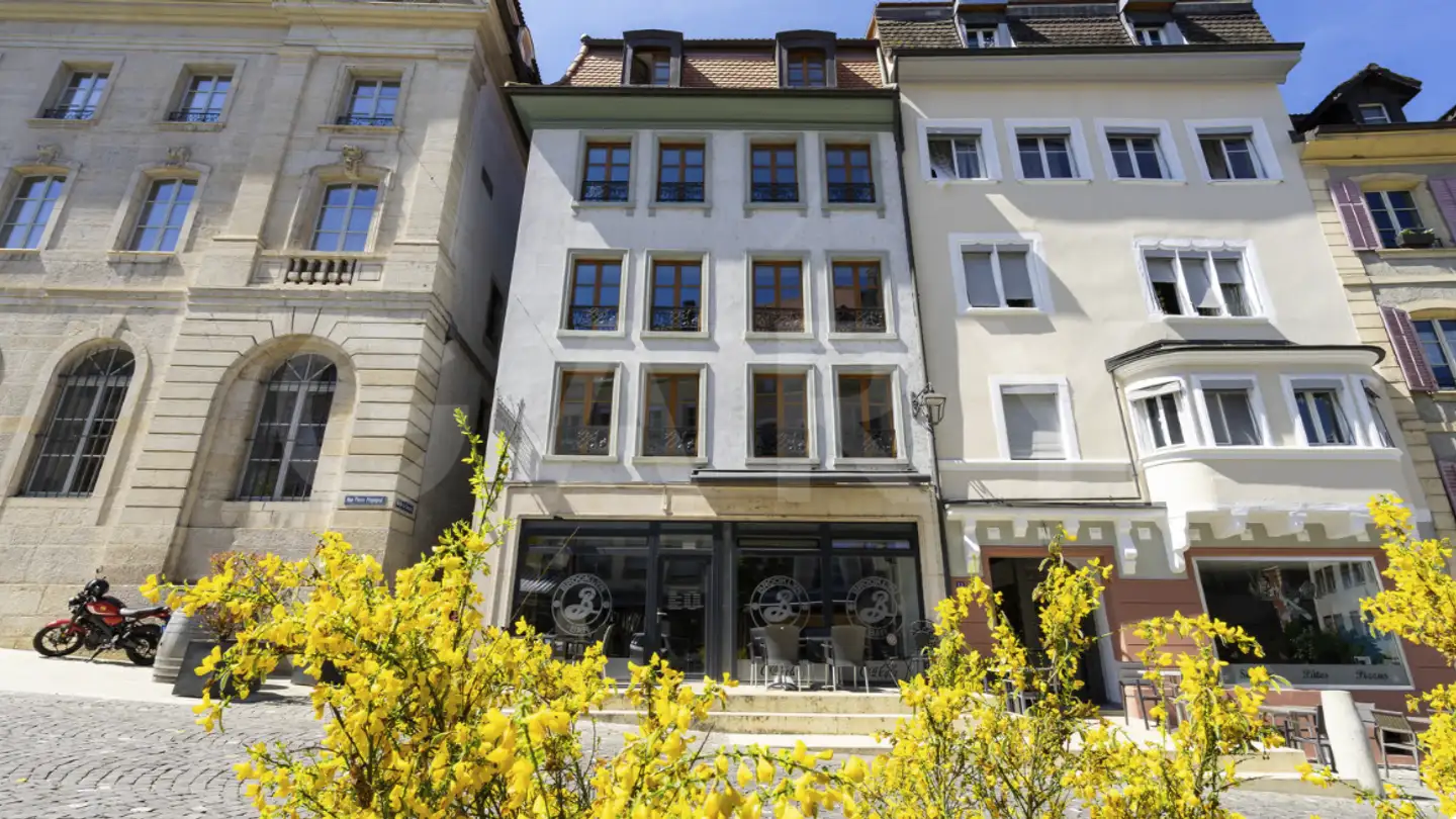 Mischgenutztes Gebäude kaufen - 2900 Porrentruy