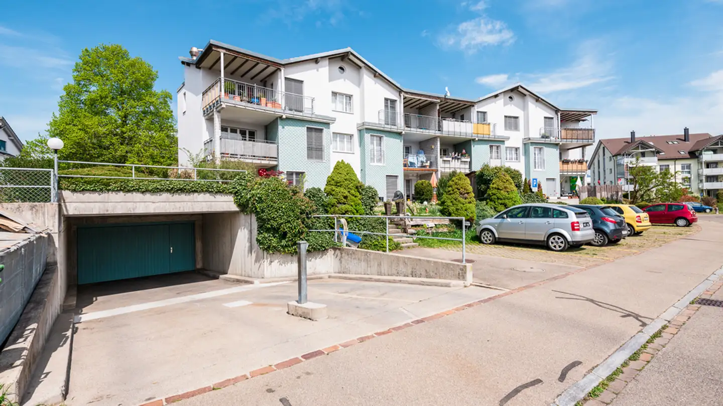 Single garage for rent - Hüeblistrasse 35, 8633 Wolfhausen