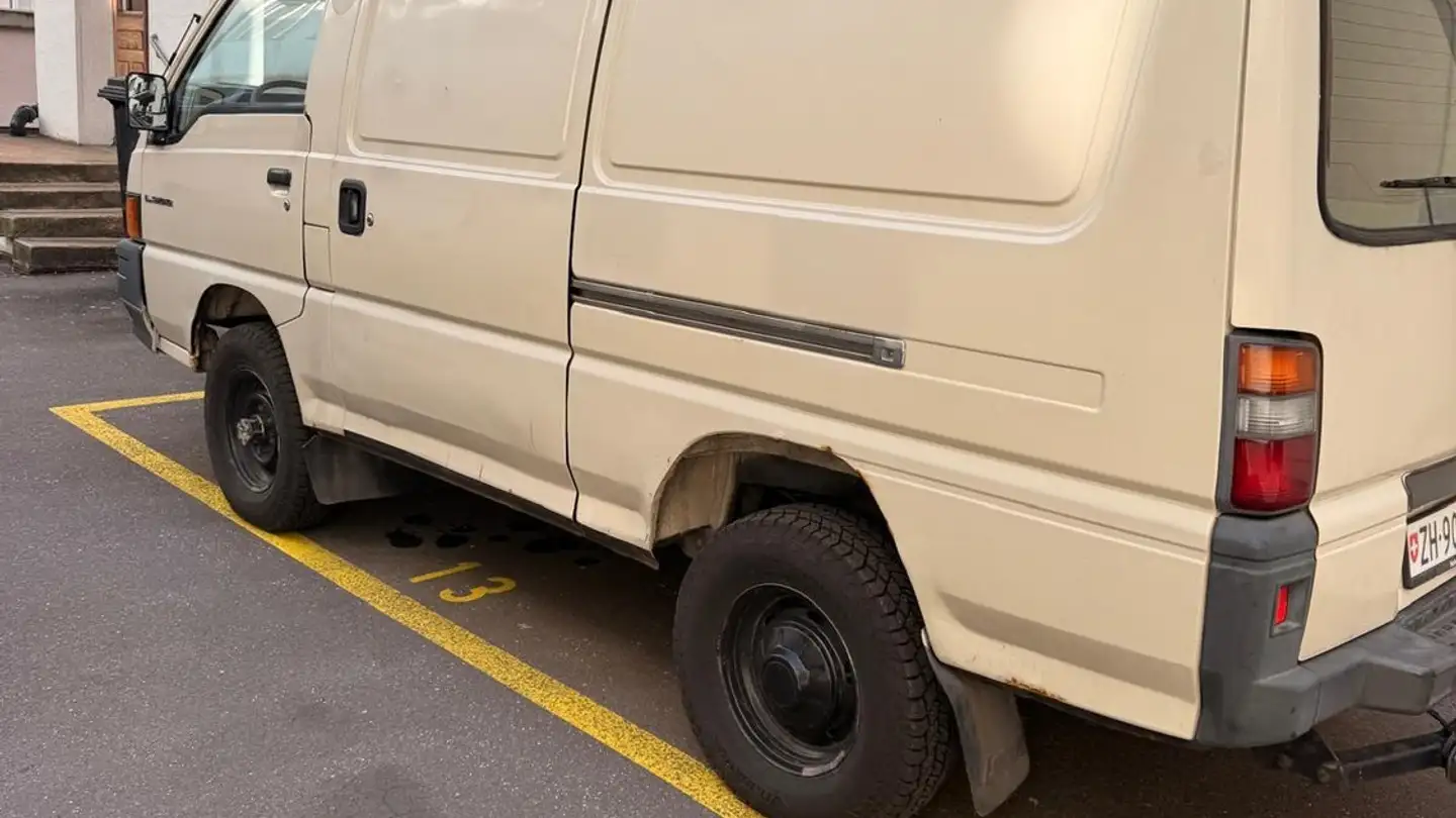 Parkplatz im Freien mieten - Verena-Conzett-Strasse, 8004 Zürich