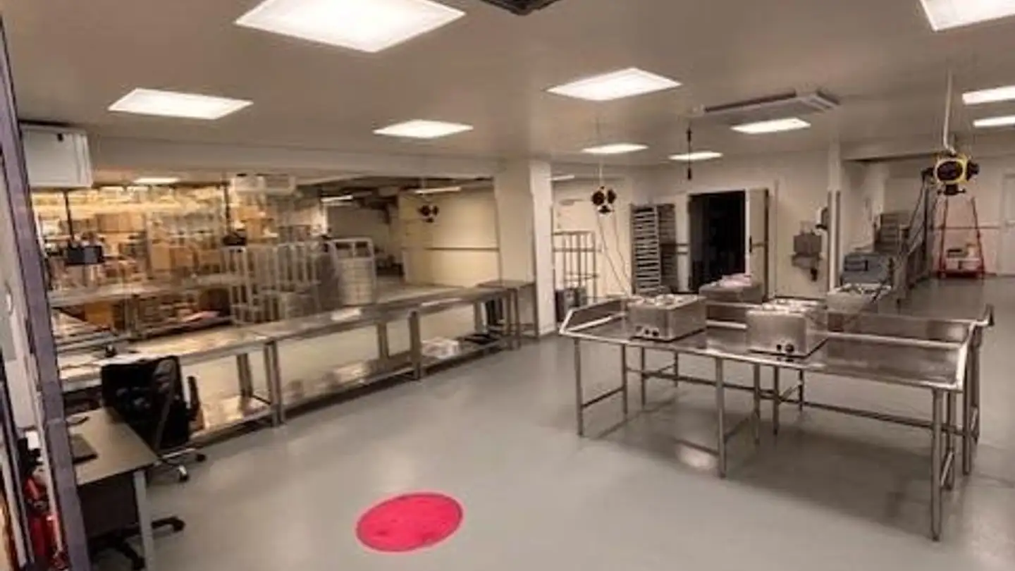 Gewerbe mieten - Zürichstrasse 17, 8607 Aathal-Seegräben - Foto 3