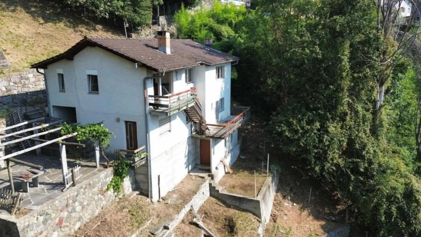 Single house for sale - 6582 Pianezzo
