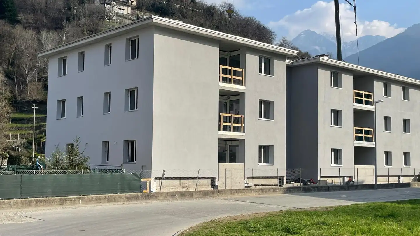 Spazio ufficio in vendita - Al Stalón, 6535 Roveredo GR - Foto 2