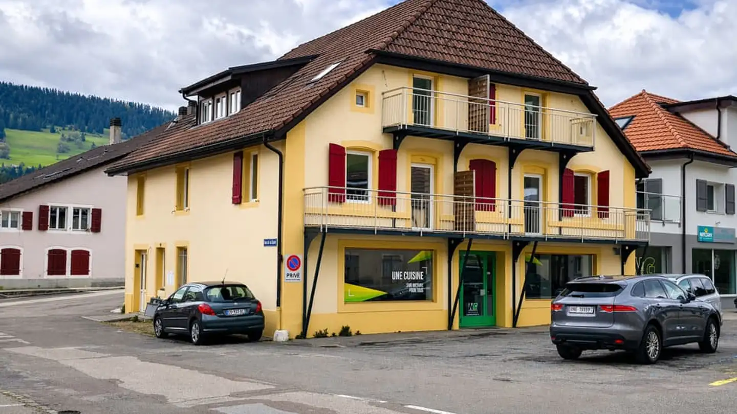 Edificio residenziale in vendita - 2108 Couvet