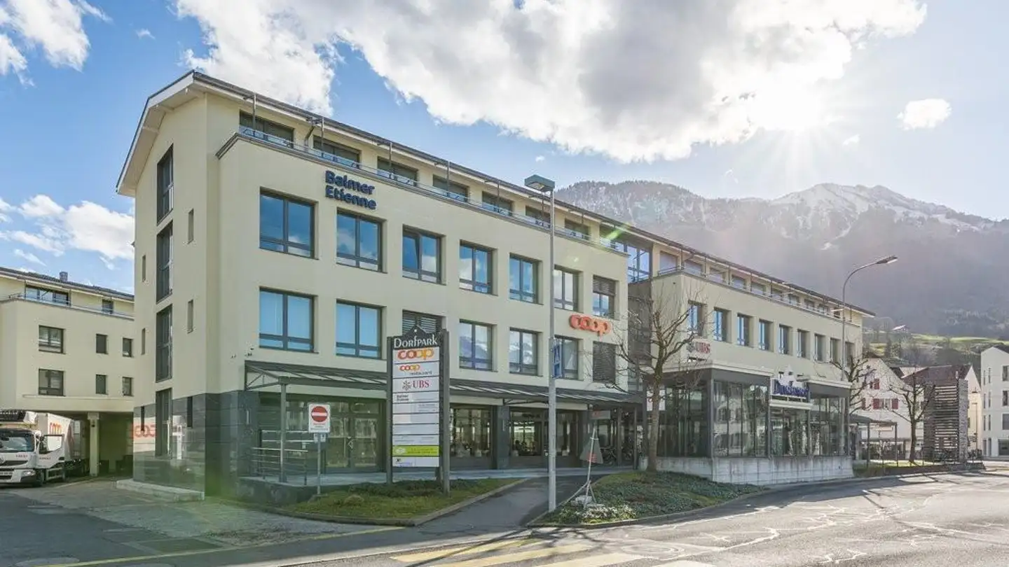 Tiefgaragenstellplatz mieten - Buochserstrasse 2, 6370 Stans