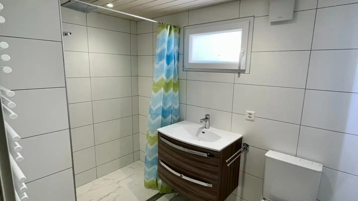 Appartement à louer - 2105 Travers - Photo 2