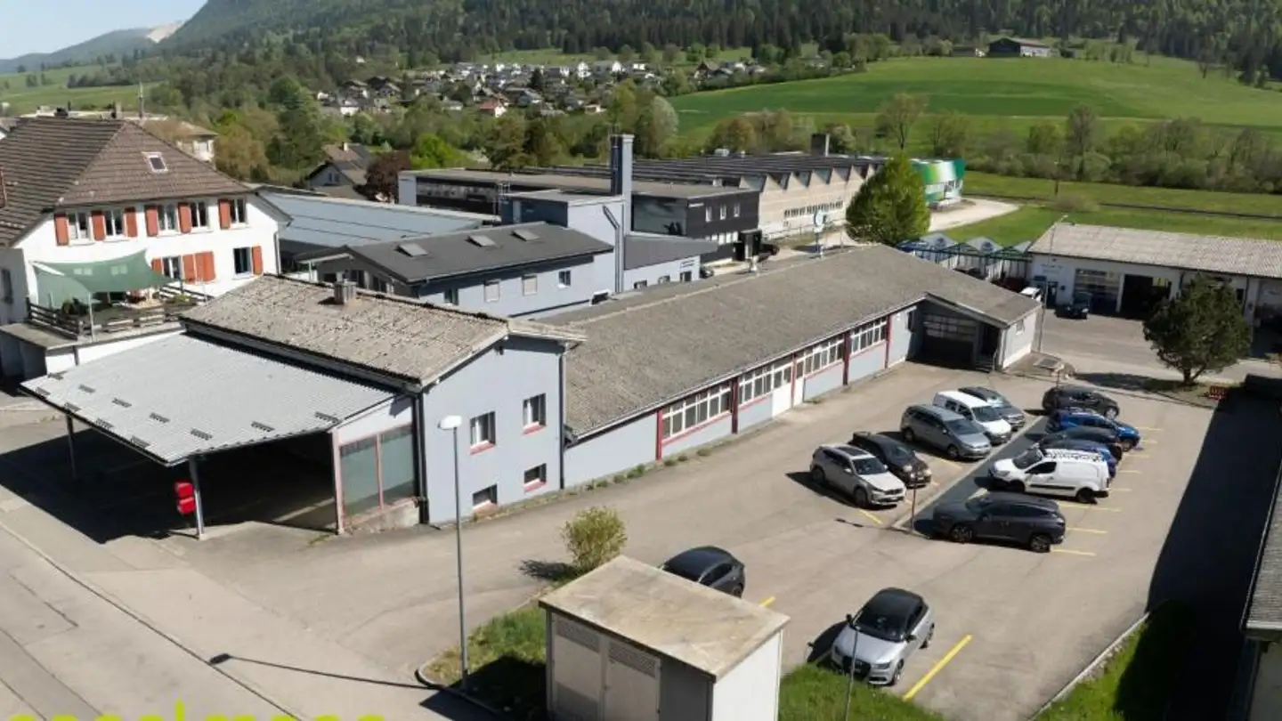 Usine à vendre - Sur Le Crêt, 2606 Corgémont