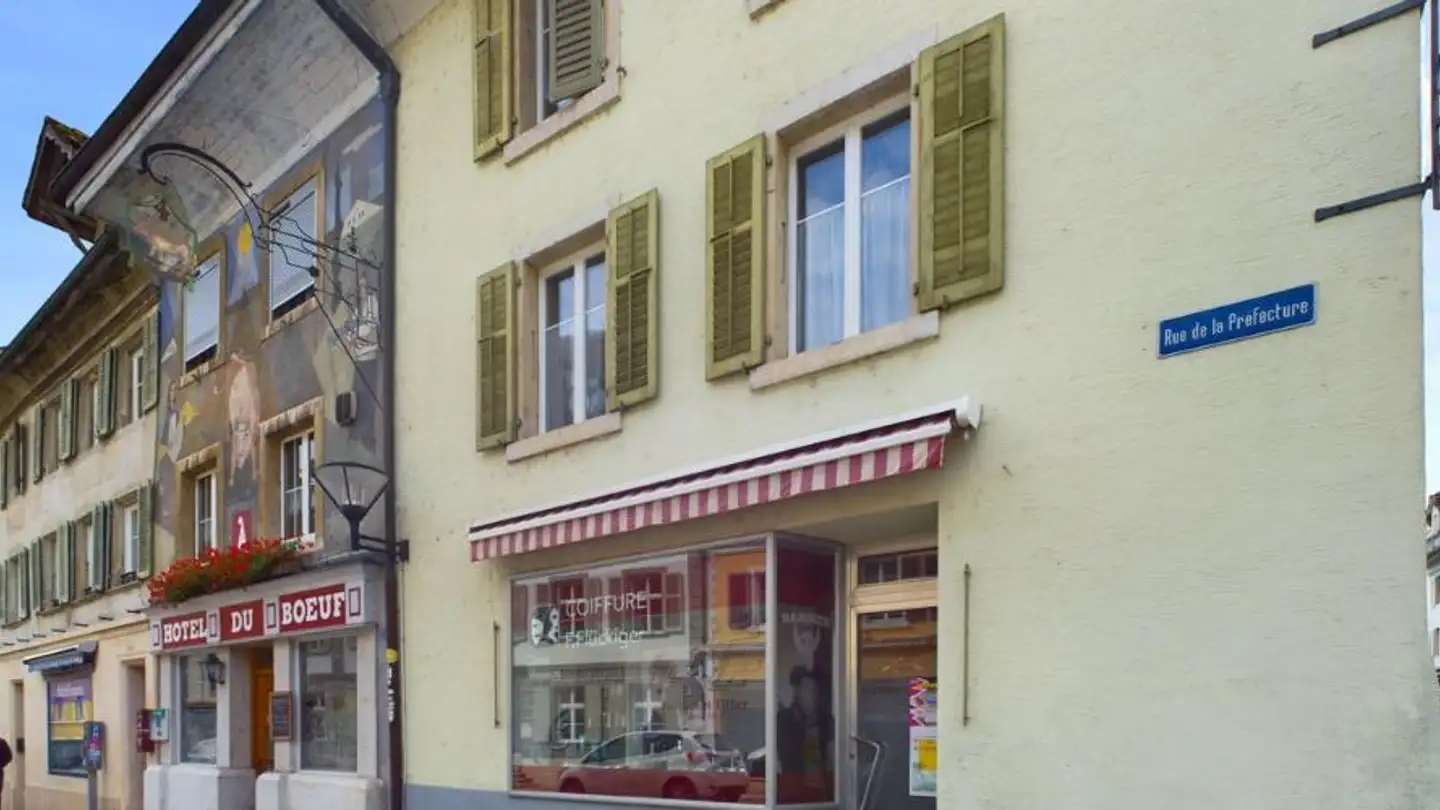 Mixed-use building for sale - Rue de l'Hôpital 9, 2800 Delémont