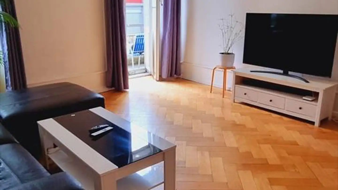 Appartement à louer - Rue Numa-Droz 96, 2300 La Chaux-de-Fonds - Photo 3