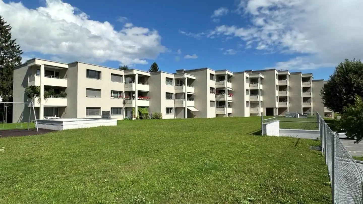 Place de parking souterraine à louer - Neugutstrasse 16, 8102 Oberengstringen