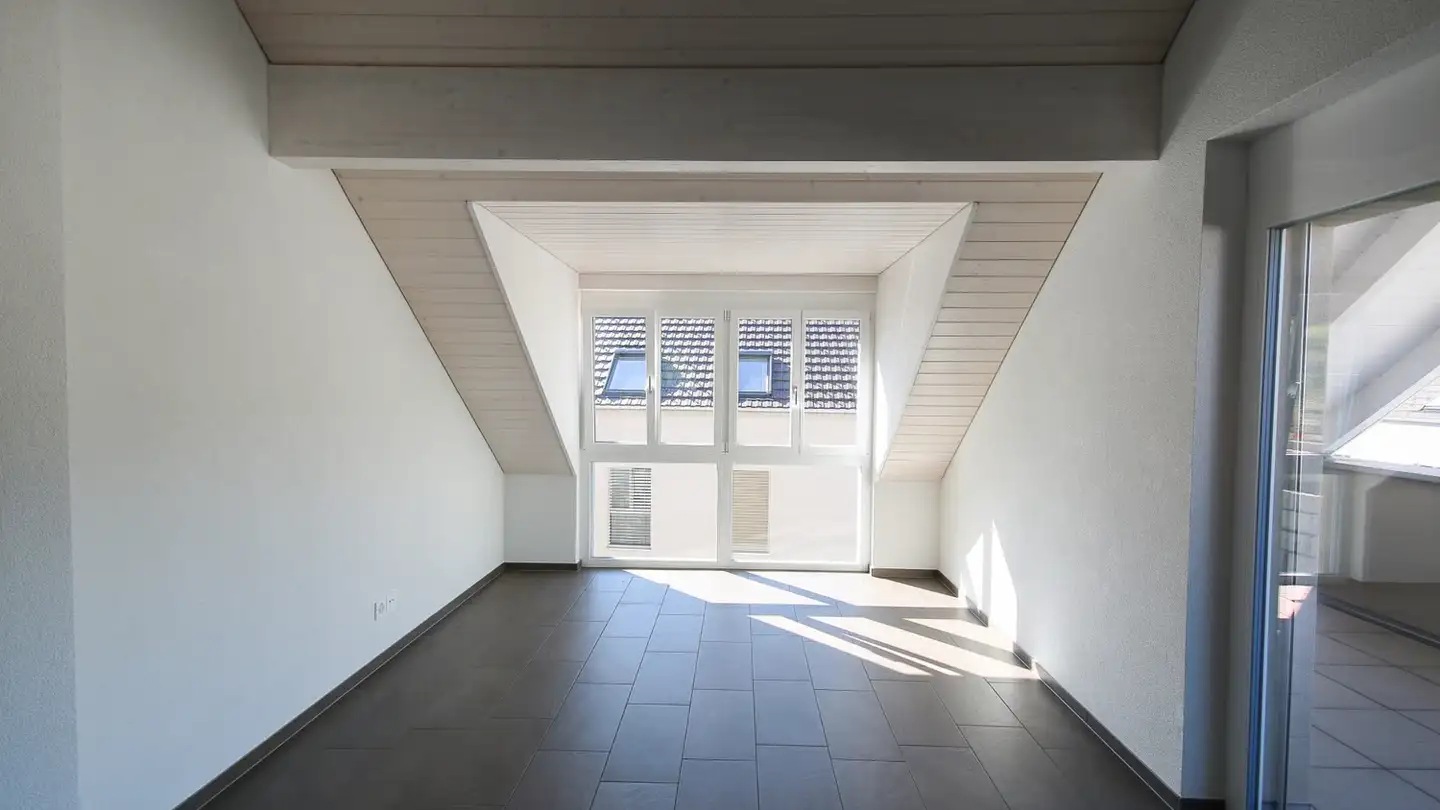Dachgeschosswohnung mieten - 4314 Zeiningen - Foto 4