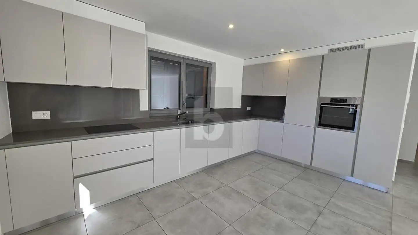 Appartement à louer - 6582 Pianezzo - Photo 2