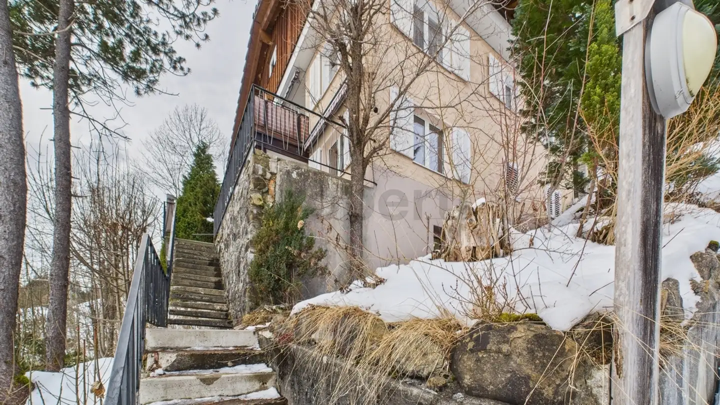 Mehrfamilienhaus kaufen - 8843 Oberiberg