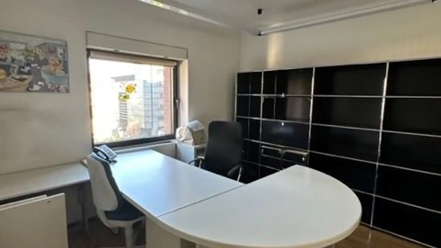 Spazio ufficio in affitto - Via San Salvatore, 6900 Paradiso - Foto 3