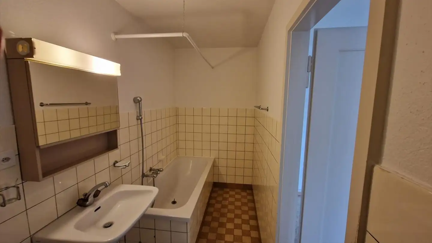 Appartamento in affitto - Avenue De La Gare 18, 2800 Delémont - Photo 2