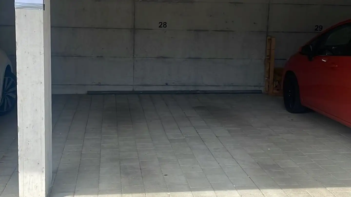 Parkplatz im Freien mieten - Parallelweg, 4452 Itingen