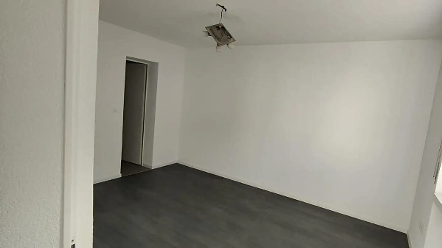 Appartamento in affitto - Via Dulezi 4, 7166 Trun - Foto 4