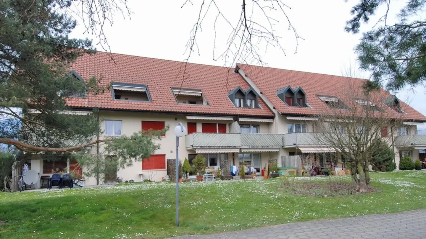 Attic flat for rent - Amselweg 62, 4528 Zuchwil - Photo 2