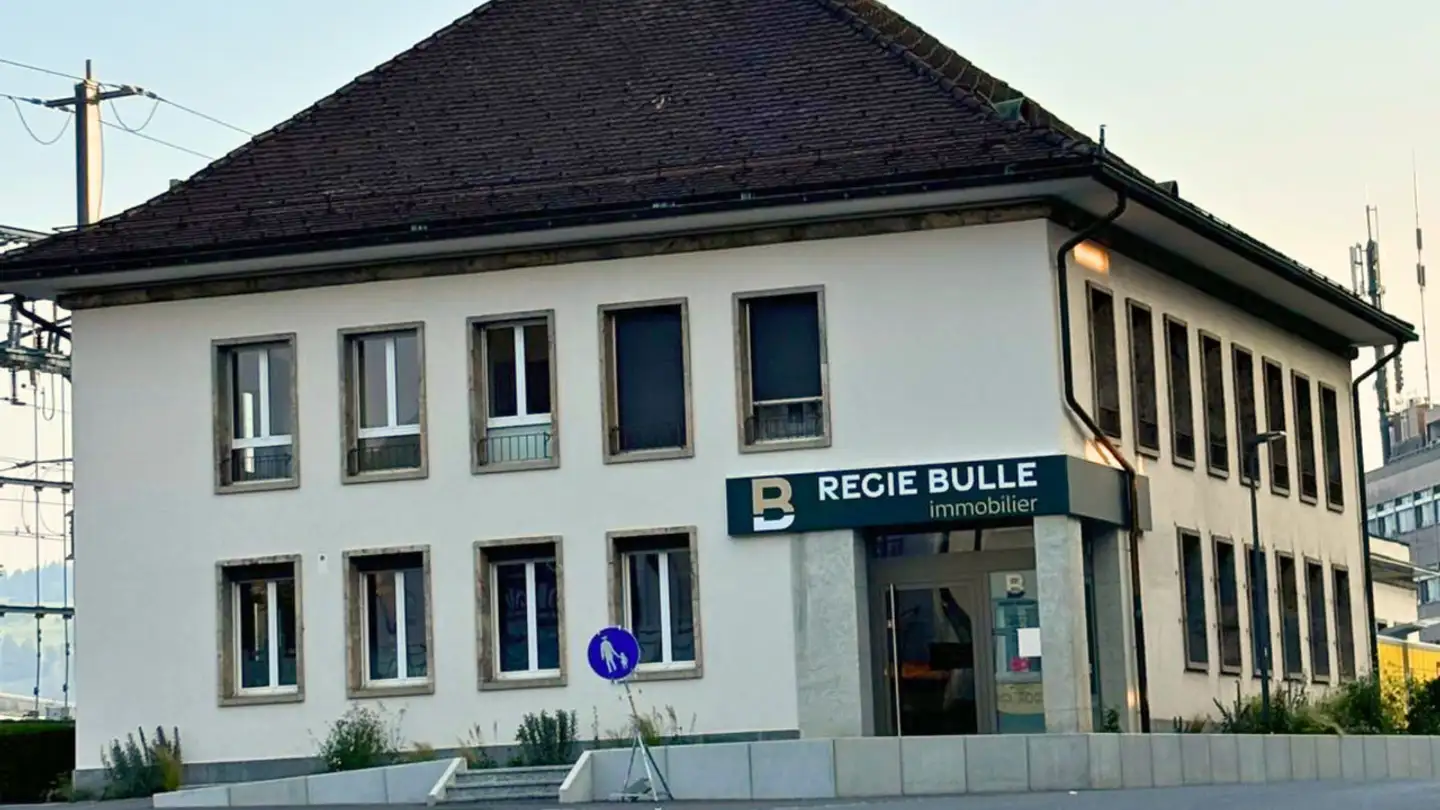 Gewerbe mieten - Rue Nicolas-Glasson 8, 1630 Bulle