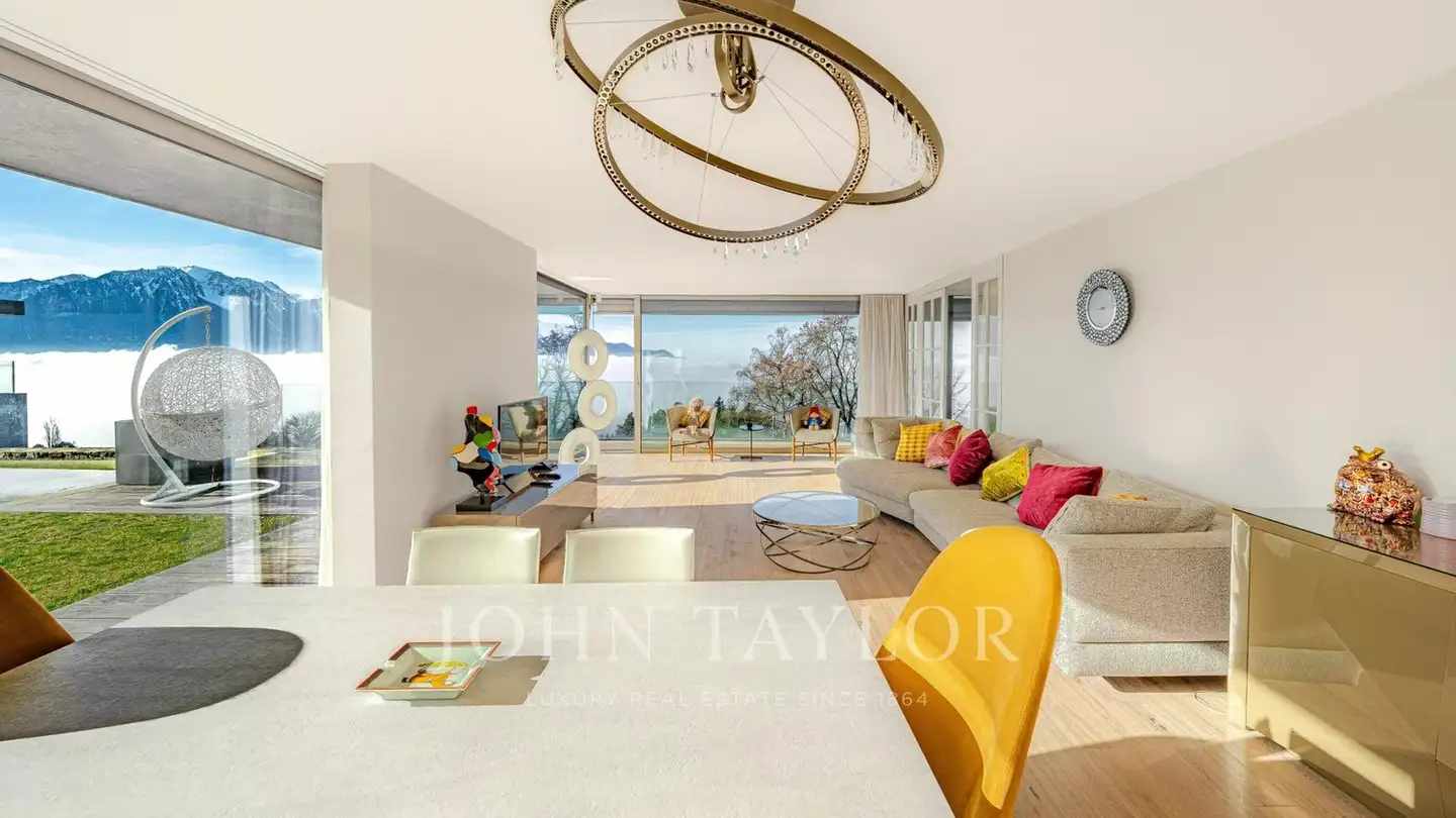 Apartment for sale - 1817 Brent - Photo 2