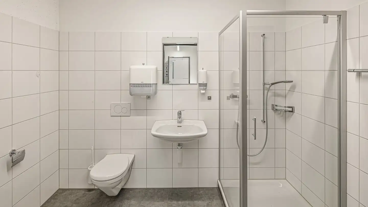 Magasin à louer - Loren-Allee 20, 8610 Uster - Photo 3