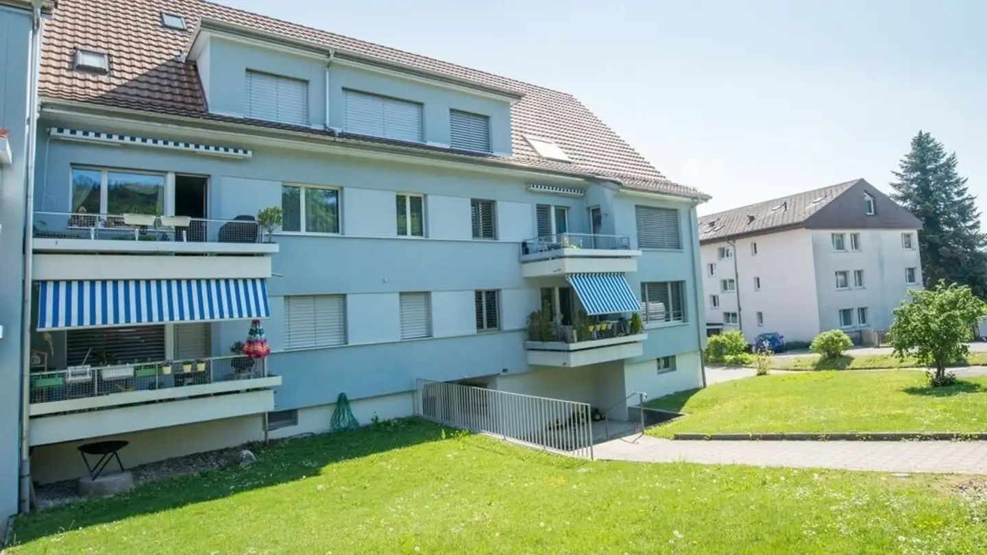 Appartamento in affitto - Bächelacherstrasse 7, 8132 Hinteregg