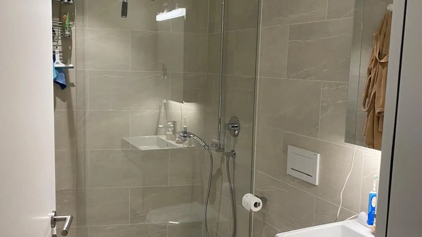 Wohnung mieten - Renggstrasse 15, 6052 Hergiswil NW - Foto 4