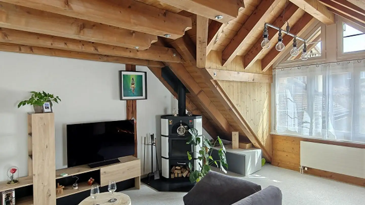 Attique à louer - Buechwisstrasse 4, 8121 Benglen